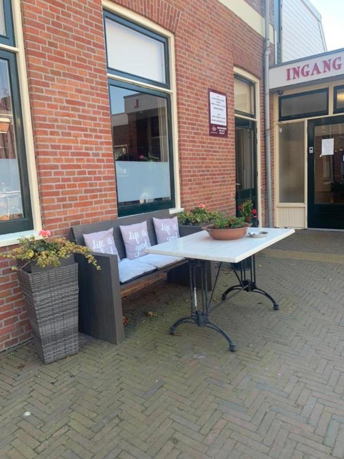 Hotel Het Gemeentehuis Uithuizen Экстерьер фото