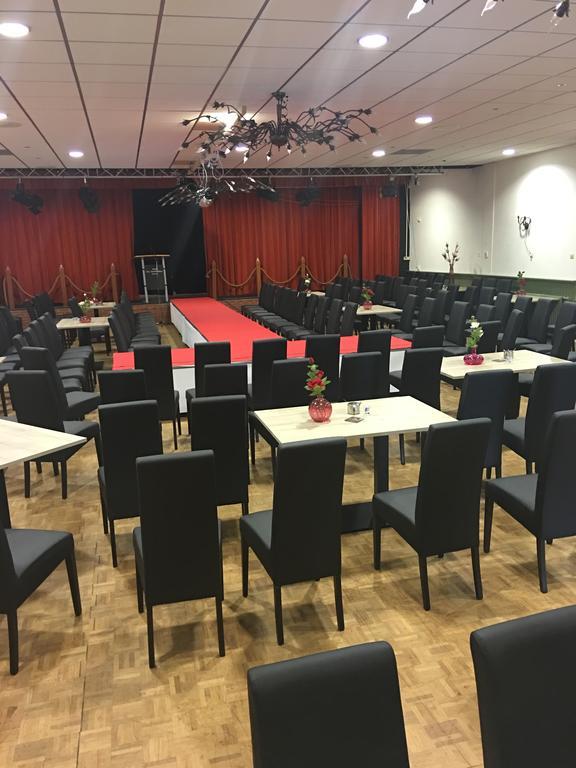 Hotel Het Gemeentehuis Uithuizen Экстерьер фото